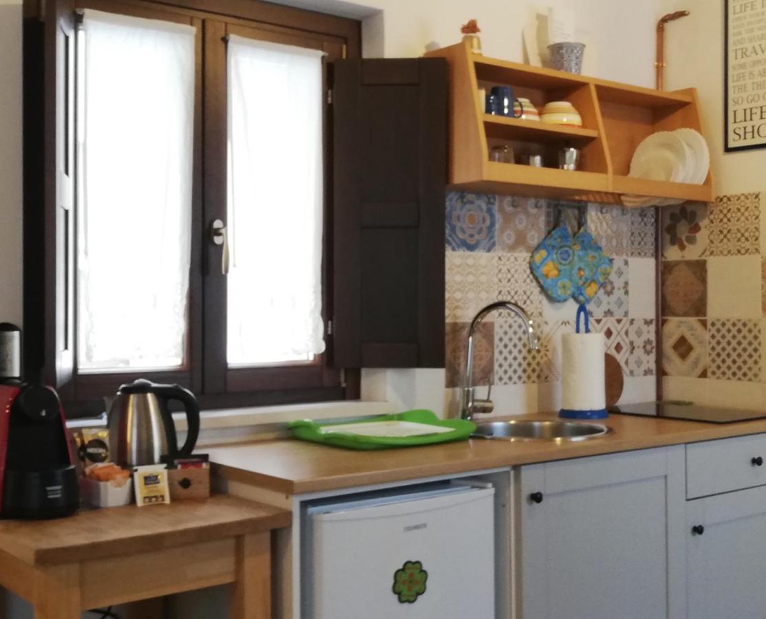 B&B Interno Sg - Monolocale Λ' Άκουιλα Εξωτερικό φωτογραφία