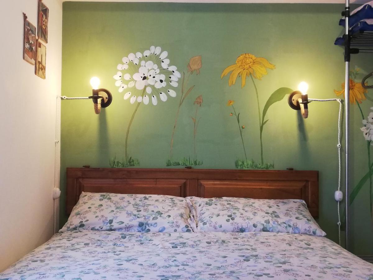 B&B Interno Sg - Monolocale Λ' Άκουιλα Εξωτερικό φωτογραφία